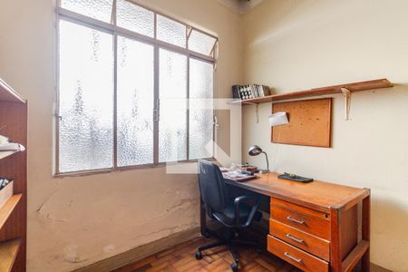 Quarto 2 de casa para alugar com 3 quartos, 200m² em Pinheiros, São Paulo