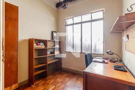 Quarto 2 de casa para alugar com 3 quartos, 200m² em Pinheiros, São Paulo