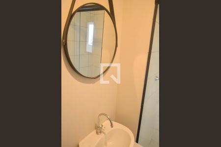 Banheiro de kitnet/studio à venda com 1 quarto, 24m² em Vila Granada, São Paulo