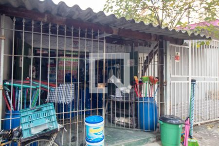 Garagem de casa para alugar com 5 quartos, 253m² em Jardim das Acácias, São Paulo