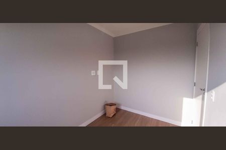 Quarto 1 de apartamento para alugar com 2 quartos, 41m² em Metalúrgicos, Osasco