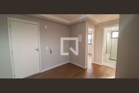 Sala de apartamento para alugar com 2 quartos, 41m² em Metalúrgicos, Osasco