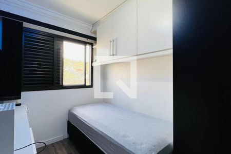 Quarto de apartamento à venda com 3 quartos, 64m² em Jardim Aida, Guarulhos