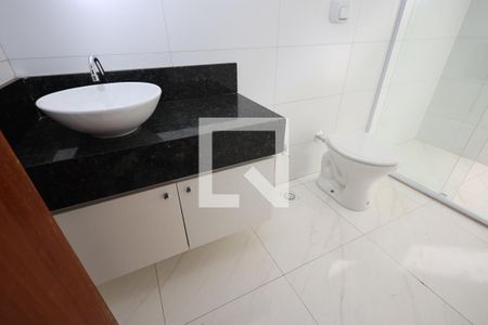 Banheiro da Suíte 2 de casa para alugar com 4 quartos, 280m² em Jardim Atlântico, Goiânia