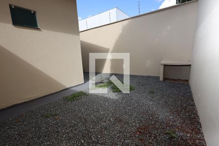 Quintal de casa para alugar com 4 quartos, 280m² em Jardim Atlântico, Goiânia