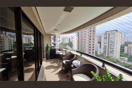 Apartamento à venda com 4 quartos, 250m² em Vila Andrade, São Paulo