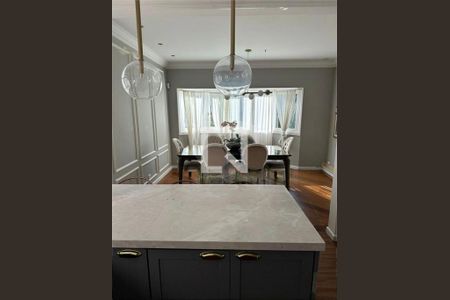 Casa à venda com 4 quartos, 325m² em Jardim Los Angeles, São Paulo