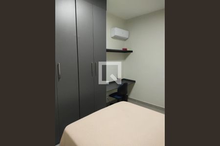 Casa à venda com 3 quartos, 210m² em Campo Belo, São Paulo