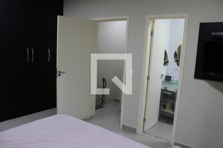 Casa à venda com 3 quartos, 210m² em Campo Belo, São Paulo