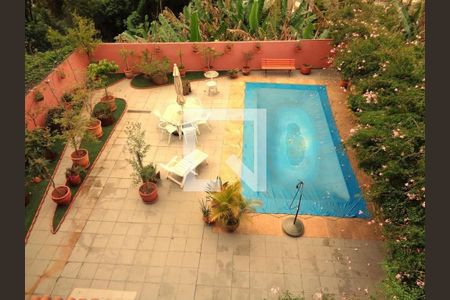 Casa à venda com 4 quartos, 400m² em Rolinópolis, São Paulo