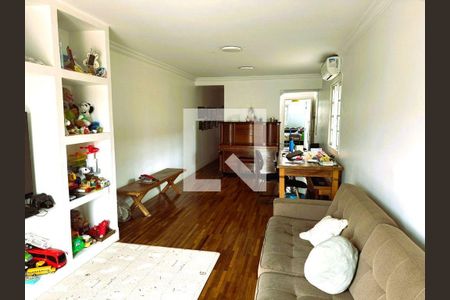 Casa à venda com 4 quartos, 195m² em Vila Morse, São Paulo