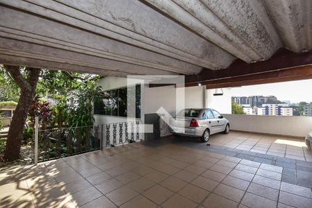 Garagem de casa à venda com 3 quartos, 485m² em Vila Morse, São Paulo