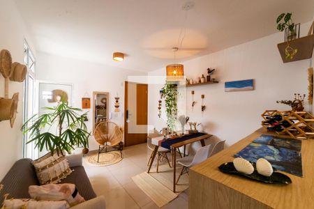 Sala de apartamento à venda com 2 quartos, 60m² em Colégio Batista, Belo Horizonte