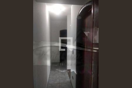 Casa à venda com 3 quartos, 200m² em Vila Arapua, São Paulo
