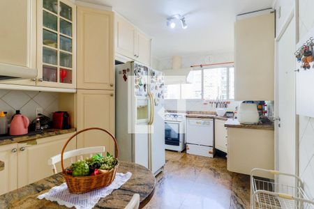 Cozinha de apartamento à venda com 4 quartos, 195m² em Brooklin, São Paulo
