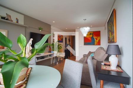 Sala de apartamento à venda com 2 quartos, 76m² em São João, Porto Alegre