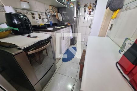 Cozinha de apartamento à venda com 2 quartos, 95m² em Vila Alpina, São Paulo