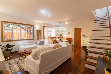 Sala de casa à venda com 3 quartos, 147m² em Cidade São Francisco, São Paulo