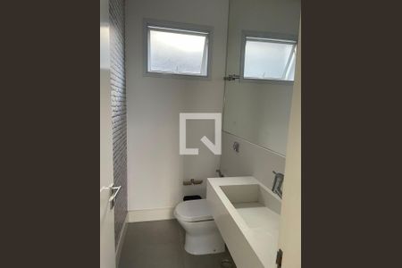 Banheiro de casa de condomínio à venda com 4 quartos, 324m² em Swiss Park, Campinas