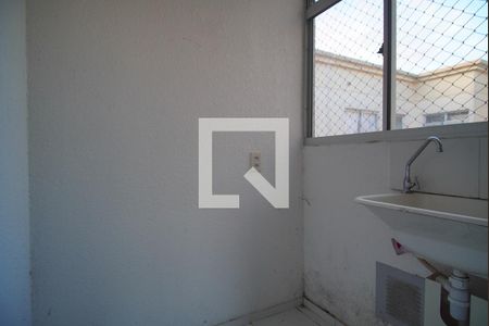 Cozinha  de apartamento para alugar com 2 quartos, 40m² em Sarandi, Porto Alegre