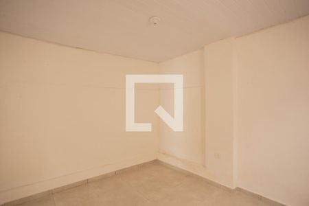 Quarto de casa para alugar com 1 quarto, 40m² em Jardim das Laranjeiras, São Paulo