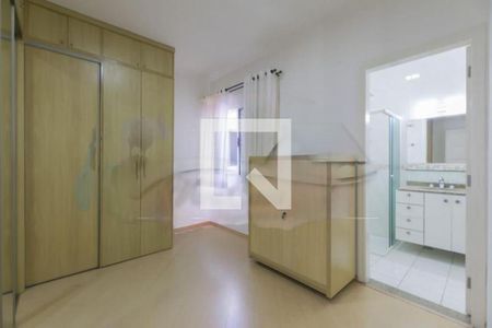 Casa à venda com 3 quartos, 260m² em Cambuci, São Paulo