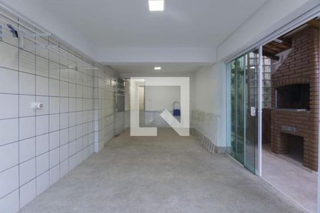 Casa à venda com 3 quartos, 260m² em Cambuci, São Paulo