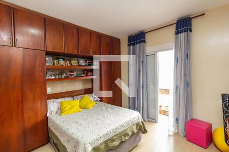 Suite de casa à venda com 3 quartos, 200m² em Vila Monte Santo, São Paulo