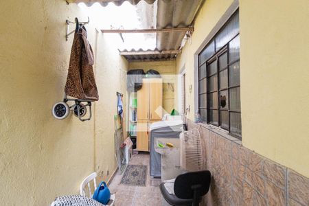Área de serviço de casa à venda com 4 quartos, 160m² em Bussocaba, Osasco