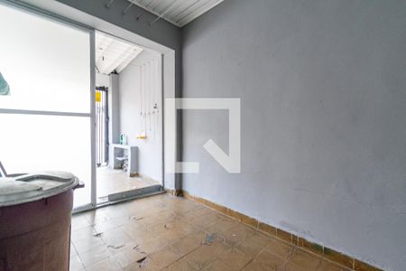 Hall de casa para alugar com 2 quartos, 70m² em Vila Campestre, São Paulo