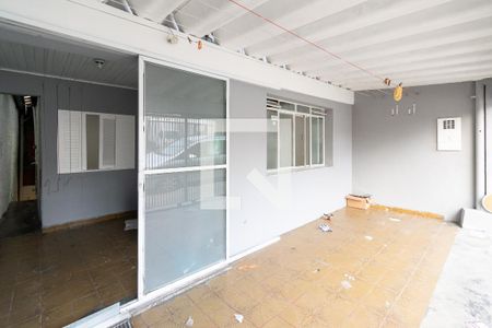 Garagem de casa para alugar com 2 quartos, 70m² em Vila Campestre, São Paulo