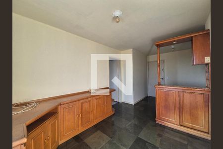 Sala de apartamento para alugar com 2 quartos, 63m² em Barra da Tijuca, Rio de Janeiro