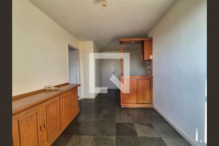 Sala de apartamento para alugar com 2 quartos, 63m² em Barra da Tijuca, Rio de Janeiro