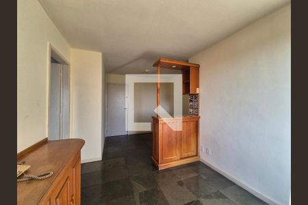 Sala de apartamento para alugar com 2 quartos, 63m² em Barra da Tijuca, Rio de Janeiro