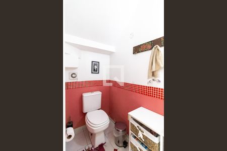Lavabo de casa de condomínio à venda com 3 quartos, 175m² em Espírito Santo, Porto Alegre