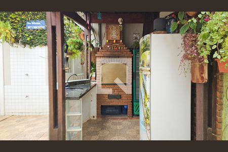 Churrasqueira de casa à venda com 3 quartos, 300m² em Vila Anhanguera, São Paulo