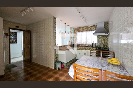 Cozinha de casa à venda com 3 quartos, 300m² em Vila Anhanguera, São Paulo