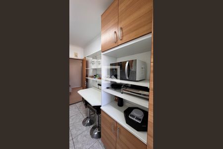 Cozinha de apartamento à venda com 2 quartos, 77m² em Jardim Baroneza, Campinas