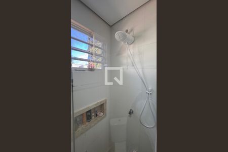 Banheiro de apartamento à venda com 2 quartos, 77m² em Jardim Baroneza, Campinas