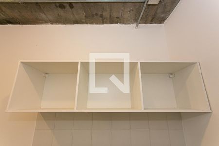 Cozinha de kitnet/studio para alugar com 1 quarto, 21m² em Santa Ifigênia, São Paulo