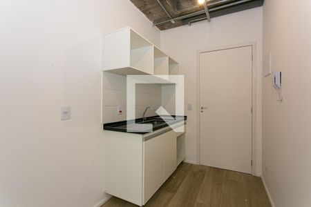 Cozinha de kitnet/studio para alugar com 1 quarto, 21m² em Santa Ifigênia, São Paulo
