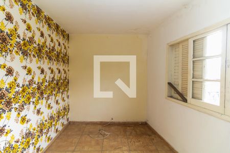 Sala de casa à venda com 8 quartos, 246m² em Vila Primavera, São Paulo