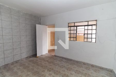 Quarto 6 de casa à venda com 8 quartos, 246m² em Vila Primavera, São Paulo