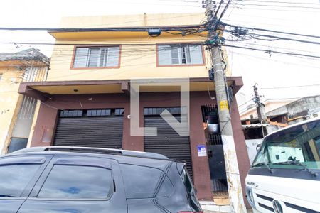 Fachada de casa à venda com 8 quartos, 246m² em Vila Primavera, São Paulo