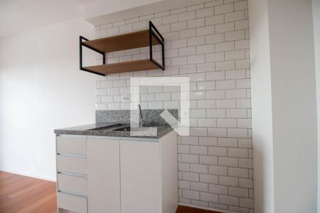 Sala/Cozinha de apartamento para alugar com 1 quarto, 33m² em Santo Amaro, São Paulo