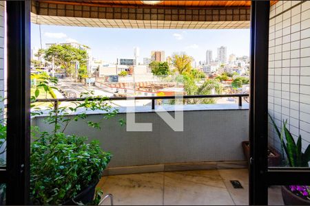 Varanda de apartamento à venda com 3 quartos, 120m² em Nova Suíça, Belo Horizonte