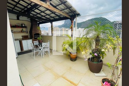 Apartamento para alugar com 177m², 4 quartos e 2 vagasChurrasqueira