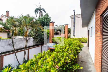 Casa de condomínio para alugar com 470m², 4 quartos e 6 vagasVaranda