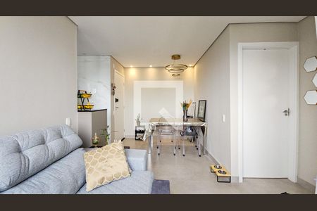 Sala de apartamento para alugar com 2 quartos, 42m² em Usina Piratininga, São Paulo
