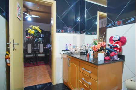 Banheiro da Suíte de casa à venda com 3 quartos, 240m² em Sarandi, Porto Alegre